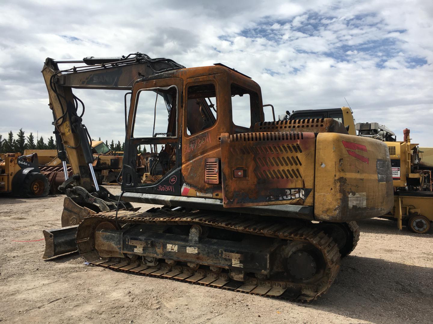 ./imagenes/INVOICE/2019/16744/EXCAVADORA SANY  SY-135C PARA PARTES (3).JPG